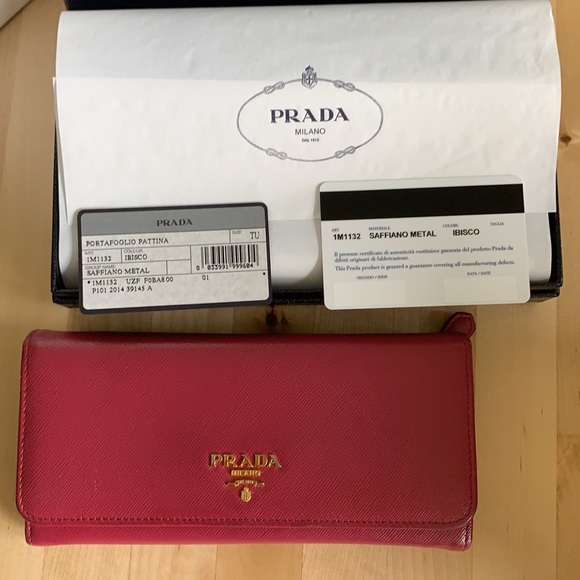Prada Saffiano Wallet - Picture 3 of 10